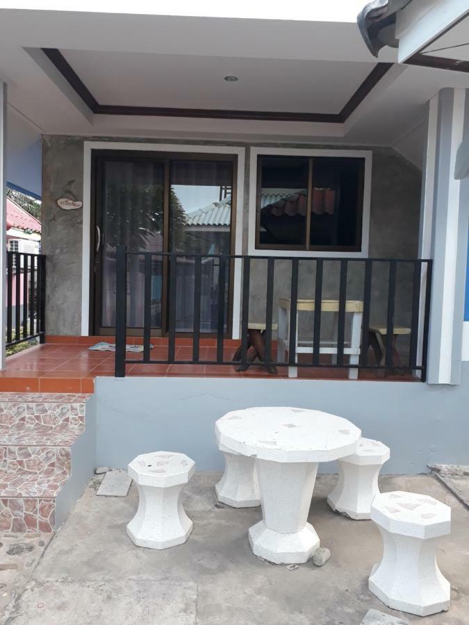 Apartmán Poopreaw Koh Larn Exteriér fotografie