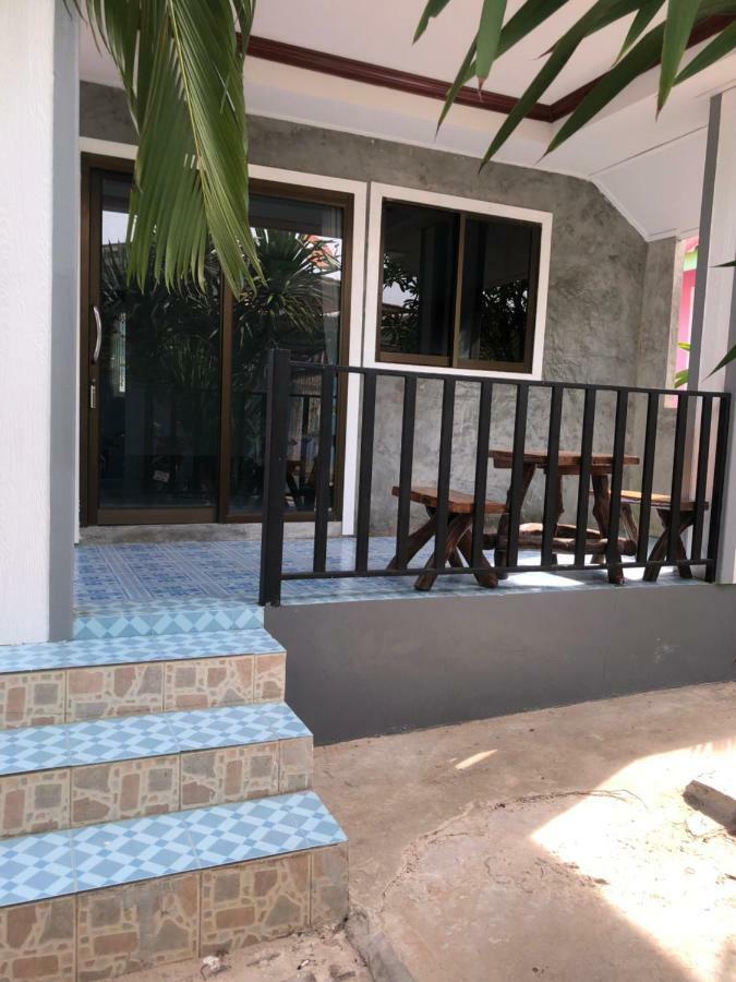 Apartmán Poopreaw Koh Larn Exteriér fotografie
