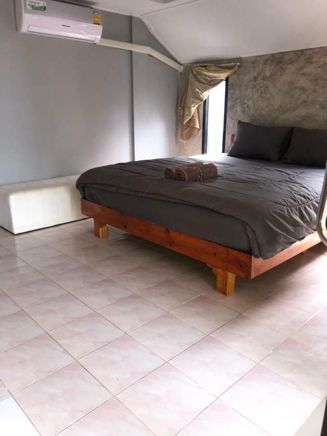 Apartmán Poopreaw Koh Larn Exteriér fotografie