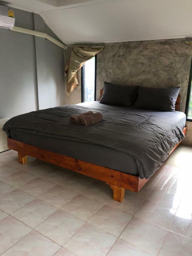 Apartmán Poopreaw Koh Larn Exteriér fotografie