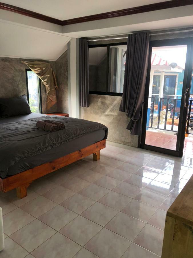 Apartmán Poopreaw Koh Larn Exteriér fotografie