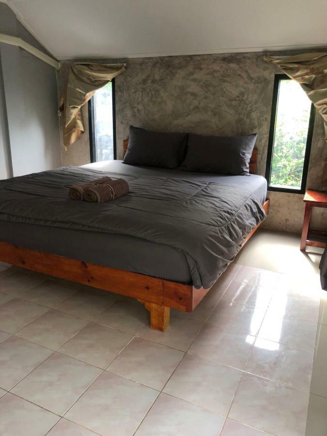 Apartmán Poopreaw Koh Larn Exteriér fotografie